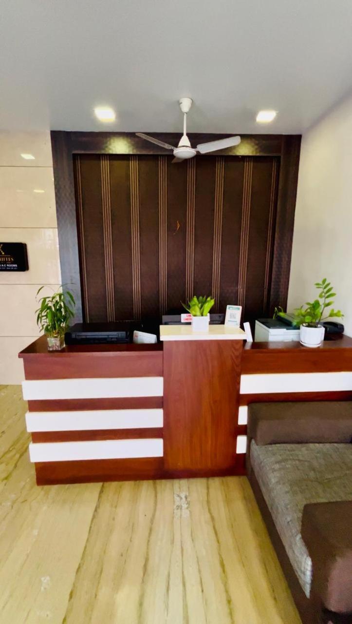 K V Suites Kochi Esterno foto